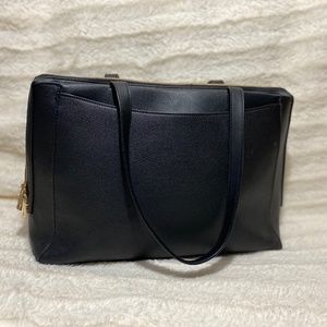 black work tote handbag with 3 compartments laptop pocket